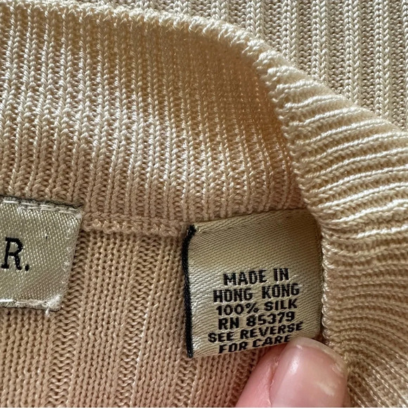 Vintage ANN TAYLOR 100% Silk Long Sleeve Ribbed Top Ivory - Picture 7 of 7